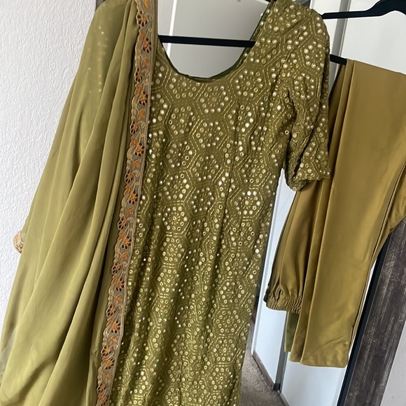 Sea green Indian suit color with pajami and amazing mirror work style on top - Picture 6 of 6